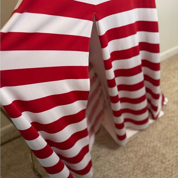 Kardashian kollection Red & White Keyhole Neck Maxi Dress Size Medium.  #90 - Picture 9 of 10